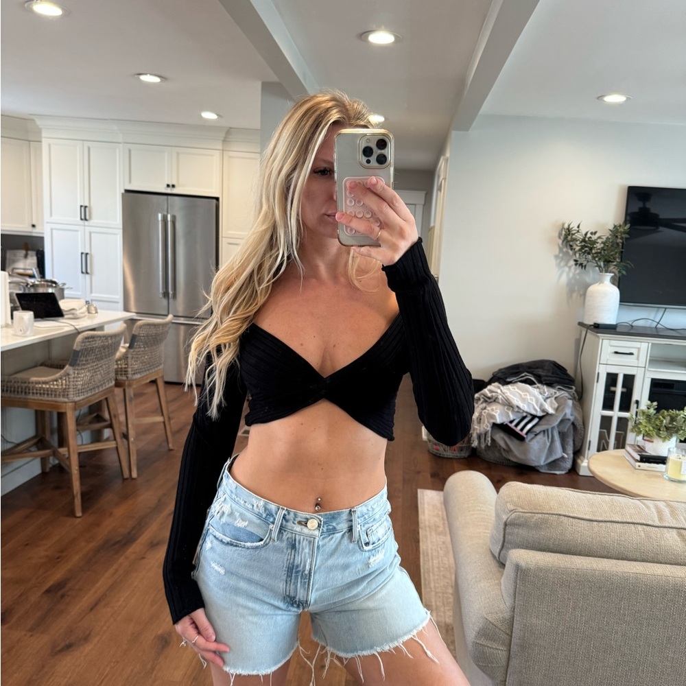 Superdown long sleeve crop top small